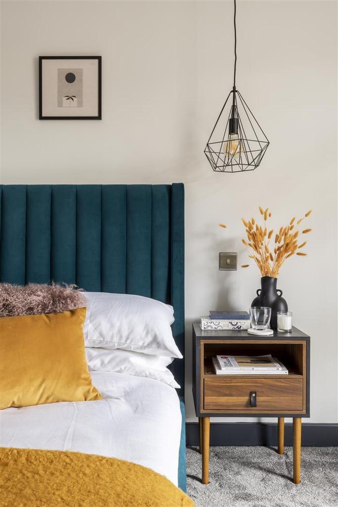 Low Res Billy Bolton Charlton House Toymaker's Yard