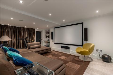 18 Barham Road, London, SW20 0ET