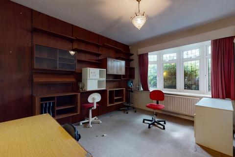 3 Bournemouth Drive, Herne Bay, CT6 8HH