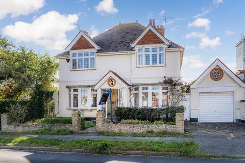 3 Bournemouth Drive, Herne Bay, CT6 8HH