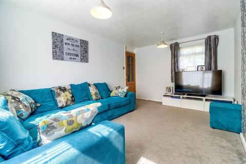 25 Bellmount Green, Leeds, LS13 2NE