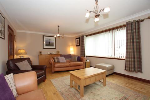 3 Ballo Braes, Abernethy, Perth, PH2 9GB