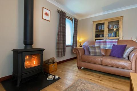 3 Ballo Braes, Abernethy, Perth, PH2 9GB
