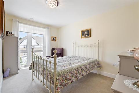 1 bedroom apartment for sale - Lancaster House, Josiah Drive, Ickenham, Uxbridge