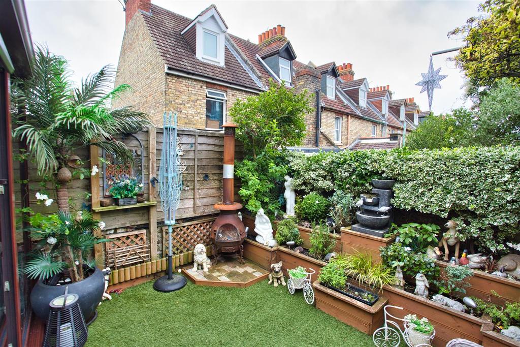 Marshall Street, Folkestone 4 bed terraced house £265,000