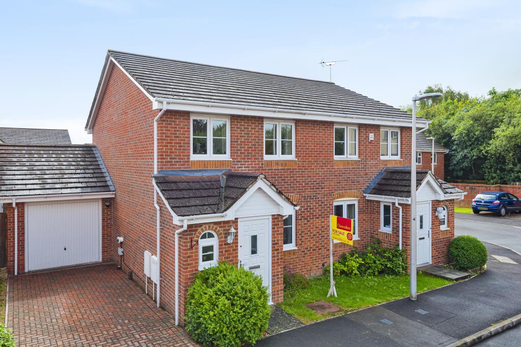 Heath, West Berkshire, RG19 3 bed semidetached house £325,000