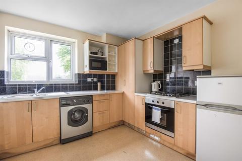 15, Malvern Court Addington Road, Reading, RG1 5PL