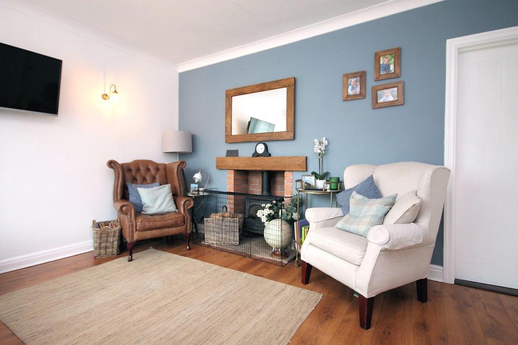 Edenfield Road, Mobberley 3 bed house £285,000