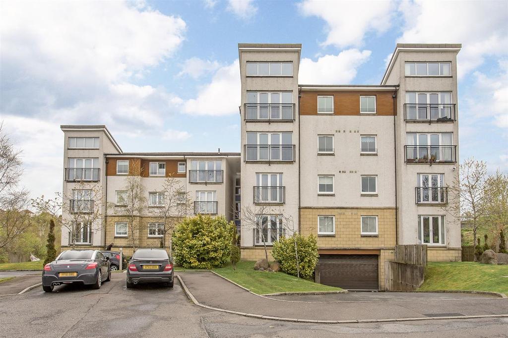 Jardine Place, Bathgate 2 bed apartment £130,000