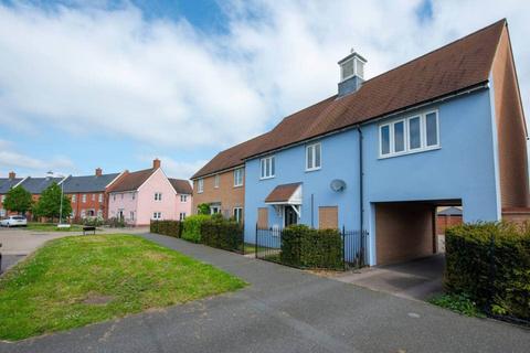 2 bedroom apartment to rent, Hooper Avenue, Colchester