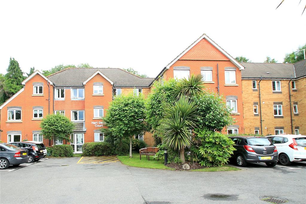 Hart Dene Court, Bagshot, Surrey, GU19 1 bed apartment £110,000