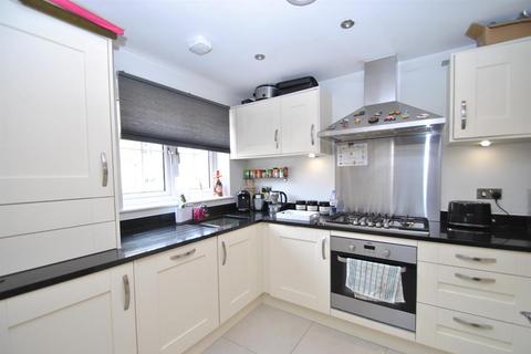 7 Parker Drive, Buntingford, SG9 9GL