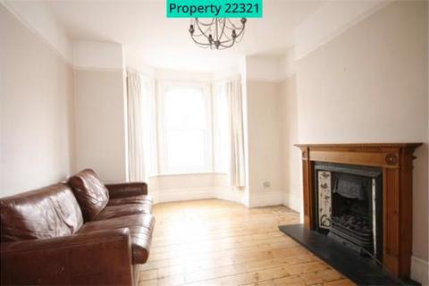 4 bedroom terraced house to rent, MATHAM GROVE, LONDON, SE22 8PN
