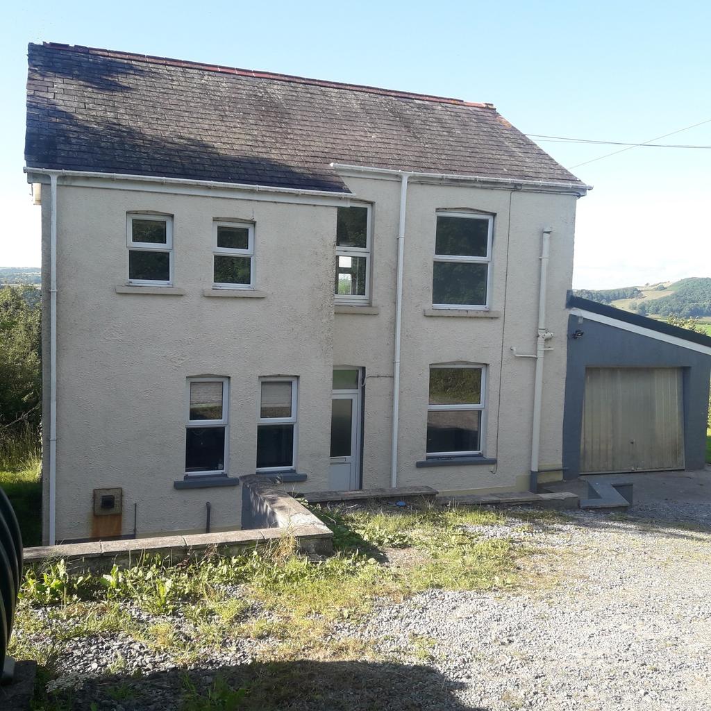 Capel Dewi, Carmarthen, Carmarthenshire SA32 3 bed cottage for sale £