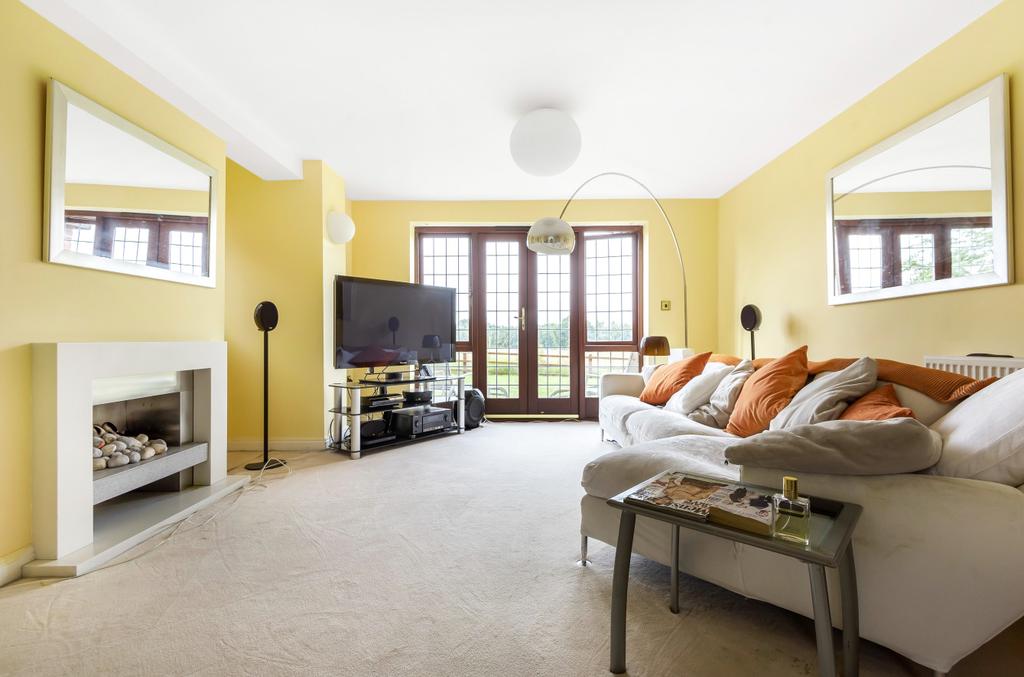 Falconwood Chase, Worsley, Manchester 4 bed detached house £600,000