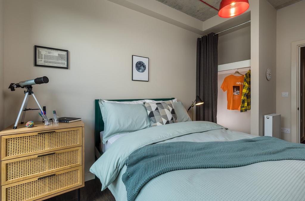 21 06 02 QL Robinson Apt811 028 1920px-min.jpg