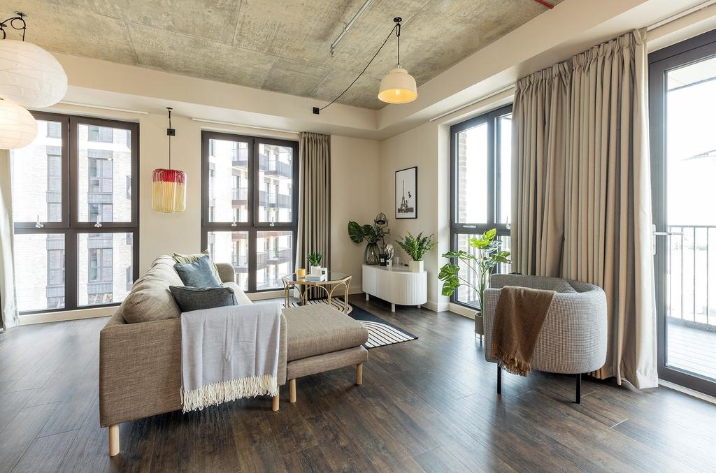 21 06 02 QL Robinson Apt811 002 1920px-min.jpg