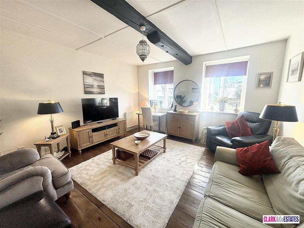 Lounge bedroom