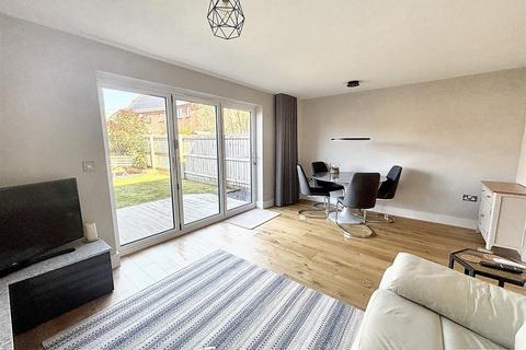 2 bedroom semi-detached house for sale, Bewick Avenue, Topsham