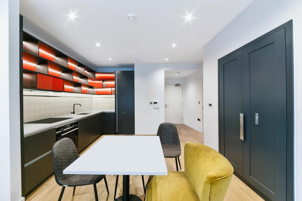 Echo House, London City Island, London, E14 1 bed apartment to rent £