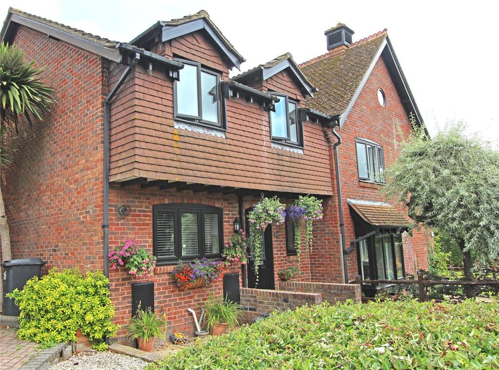 Old Cottage Close, West Wellow, Romsey, Hampshire, SO51 3 bed terraced