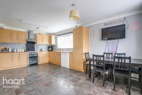 316 Church Road, Basildon, SS14 2NQ