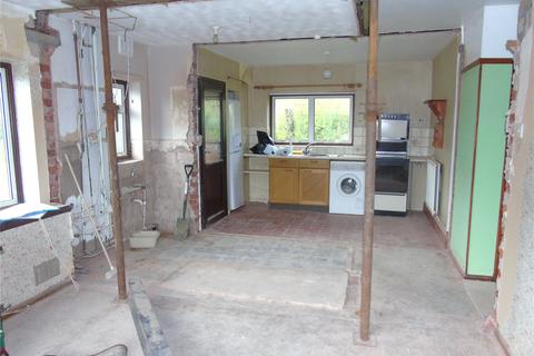 3 bedroom bungalow for sale - Mount Road, Llanfair Caereinion, Welshpool, Powys, SY21