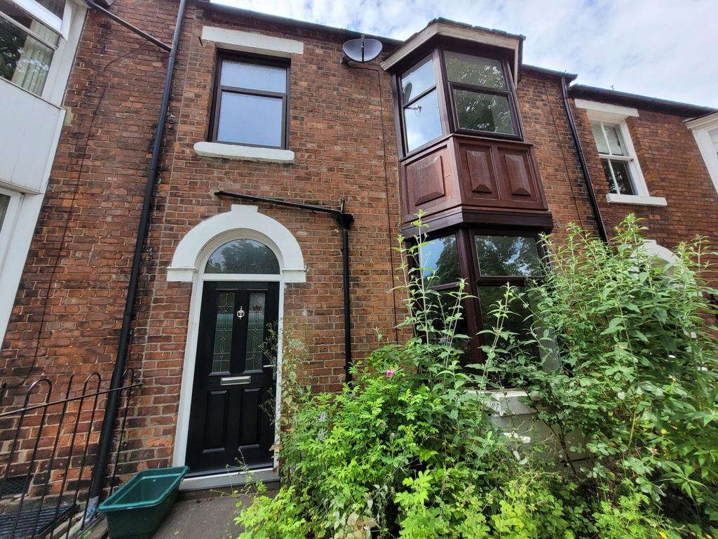 The Avenue, Durham, DH1 2 bed terraced house £250,000