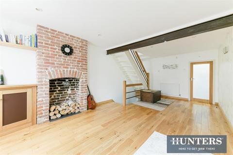 17 Spring Grove Road, Hounslow, TW3 4BF