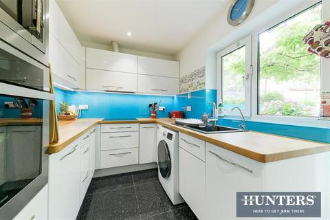 17 Spring Grove Road, Hounslow, TW3 4BF