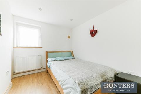 17 Spring Grove Road, Hounslow, TW3 4BF