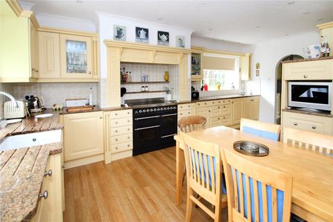Willow Green, 41 Angmering Lane, East Preston, Littlehampton, BN16 2TA