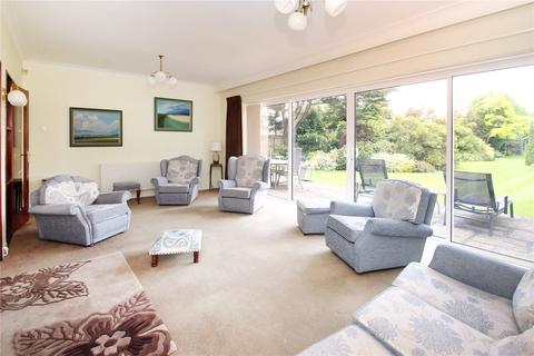 Willow Green, 41 Angmering Lane, East Preston, Littlehampton, BN16 2TA