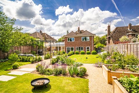 27 Holmlea Road, Goring, Reading, RG8 9EX