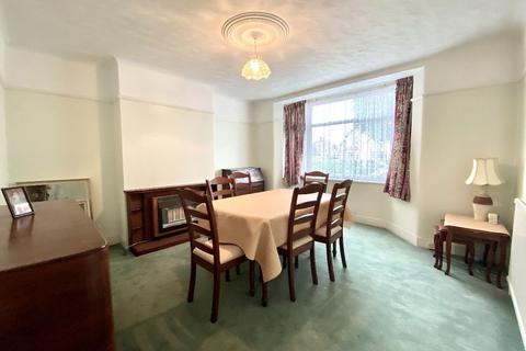 72 Shepherds Hill, Harold Wood, Romford, RM3 0NJ