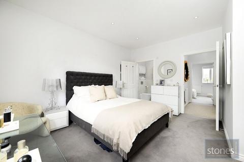 97 Morphou Road, London, NW7 1BG
