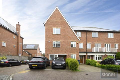 97 Morphou Road, London, NW7 1BG