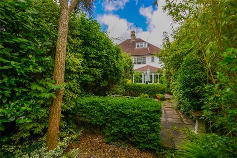 4 Park House Gardens, Twickenham, TW1 2DE