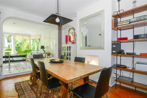 4 Park House Gardens, Twickenham, TW1 2DE
