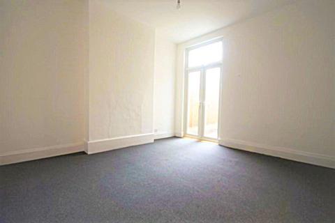 2 bedroom flat to rent, Inchmery Road,  London, SE6