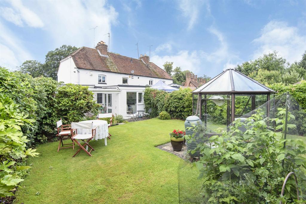 New Lane Hill, Reading, RG30 3 bed end of terrace house £359,950