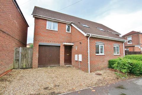 51a Cedar Road, Portswood, Southampton, SO14 6HH