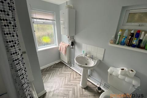 12 Oak Street, Tonypandy, CF40 2DT