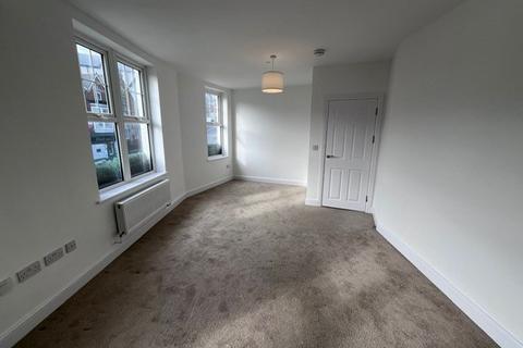 1 bedroom flat to rent, Flat 1 30/32 Newton Road Mumbles Swansea