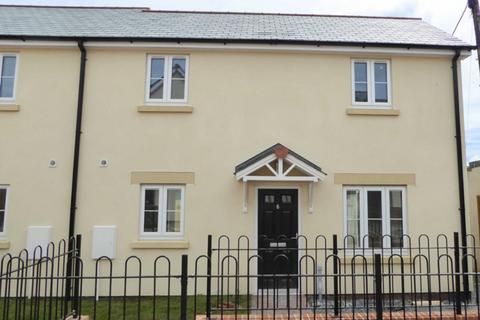 2 bedroom semi-detached house to rent, Chapel Street, Holsworthy