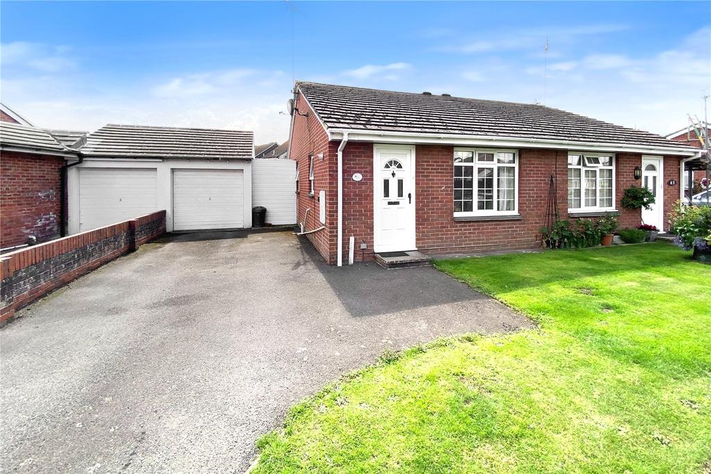 Way, Littlehampton 2 bed bungalow £245,000