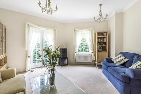 2 bedroom flat for sale - Bure Park,  Bicester,  Oxfordshire,  OX26
