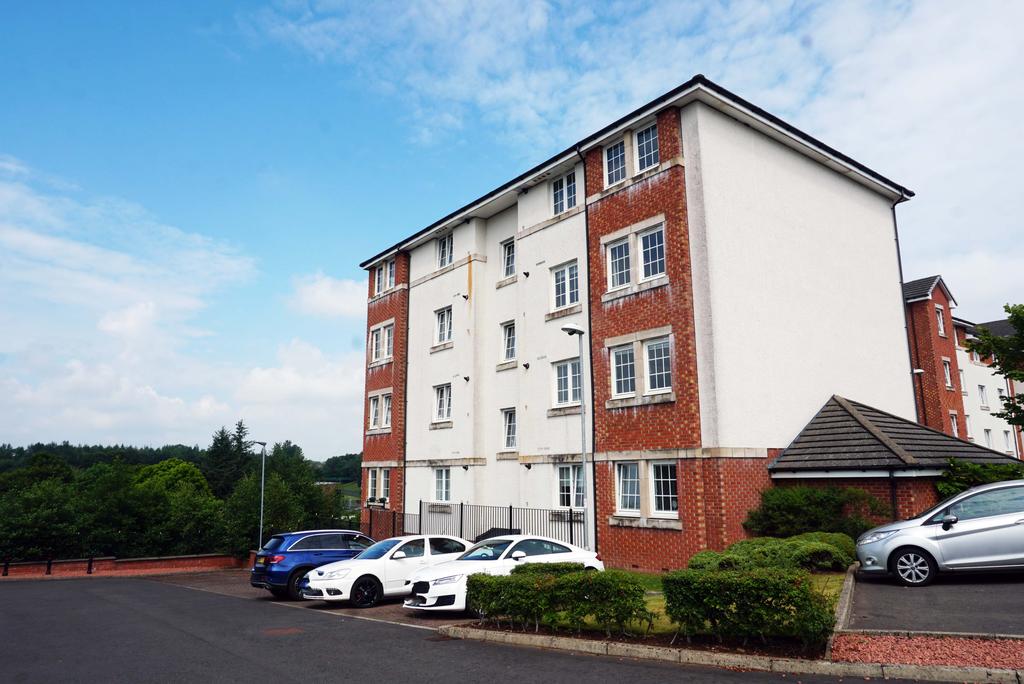 Kirktonholme Gardens, East Kilbride G74 3 bed flat for sale £150,000