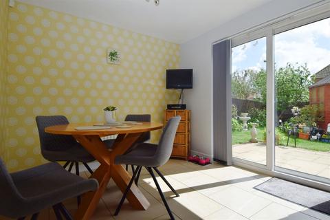 40 Sanderling Road, Herne Bay, CT6 6HZ