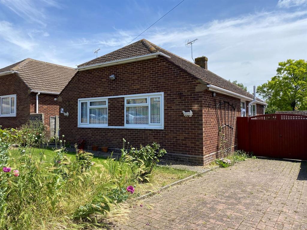 Mill View Road, Herne Bay 2 bed detached bungalow £325,000